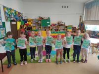 Przedszkolaki z dyplomami