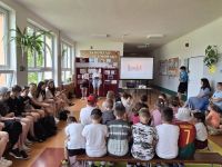 Uczniowie podczas apelu