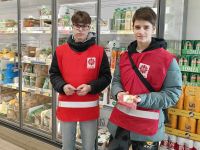 Wolontariusze Szkolnego Koła Caritas