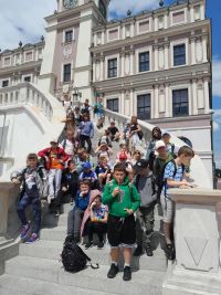 Elio w kosmosie i lizaki w manufakturze...