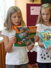 Z książką za pan brat