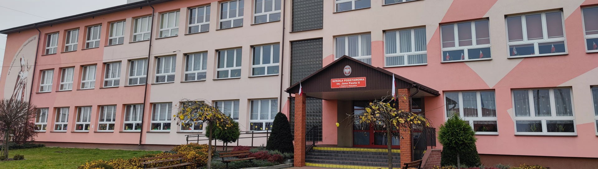 Budynek Szkoły Podstawowej w Majdanie Nepryskim